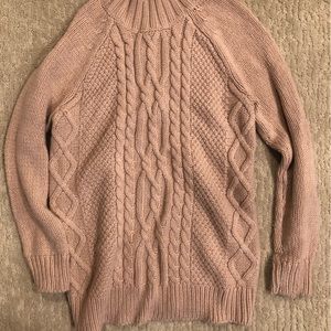 Ingrid and Isabel maternity blush pink sweater size medium